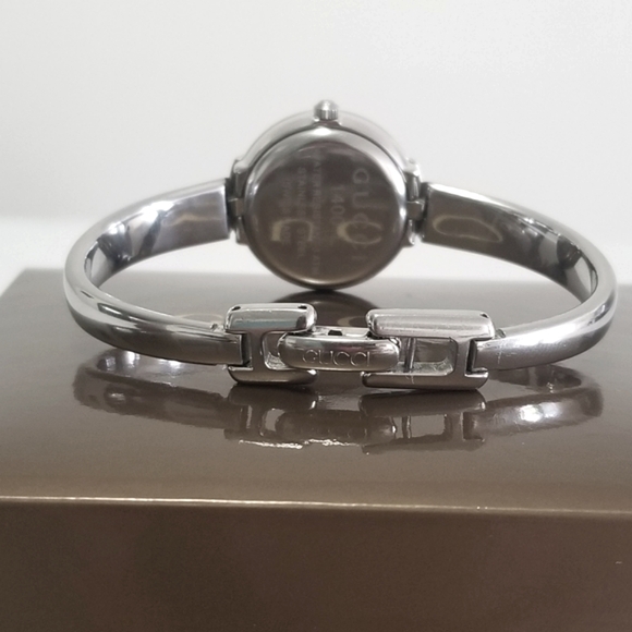 Authentic Vintage GUCCI Ladirs Wrist Watch 1400L - Picture 11 of 12